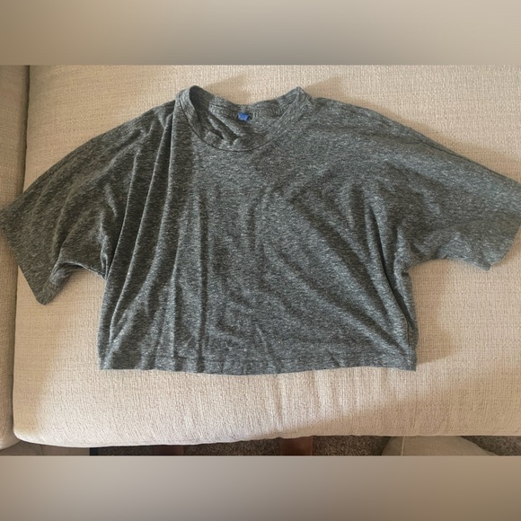 Lululemon crop top - Picture 2 of 3